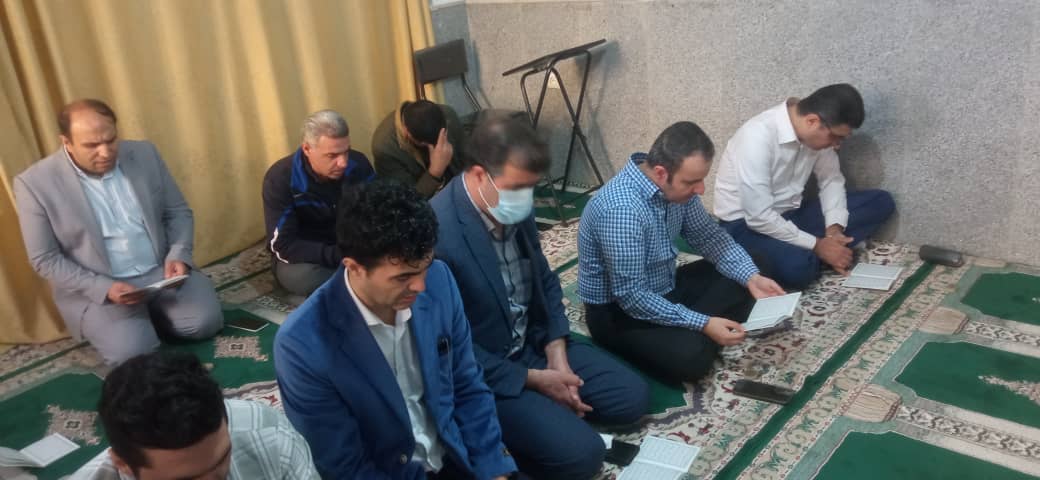 برگزاری مراسم زیارت عاشورا در شبکه بهداشت و درمان شهرستان قدس